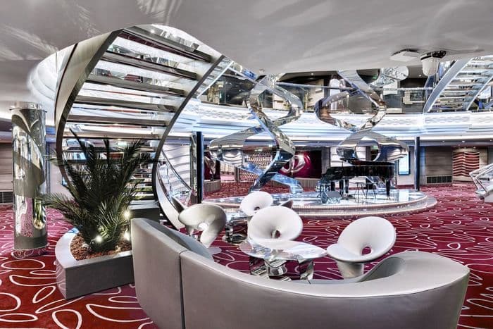 MSC Cruises MSC Meraviglia Infinity Atrium.jpg